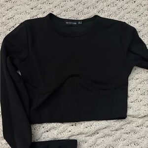 PrettyLittleThing Black Crop Top